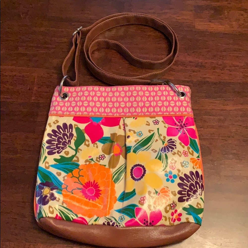 Vibrant purse with adjustable shoulder strap